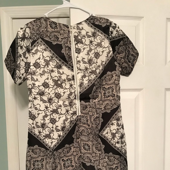 Imagine Printed Satin Shift Dress!!! - Picture 4 of 7